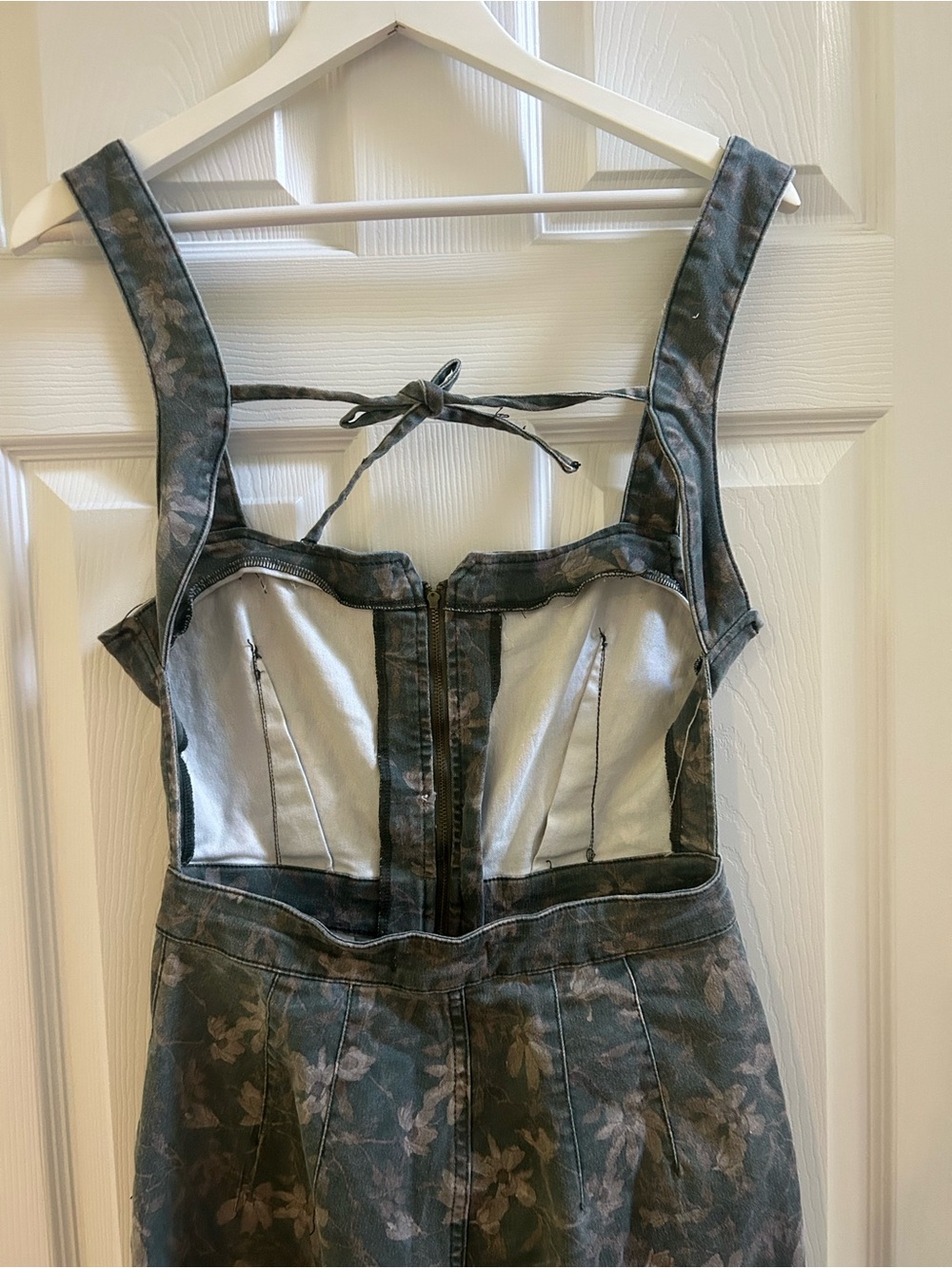 Free People We the Free CRVY 2nd Ave Printed One Piece Jumpsuit Size 6 - Picture 6 of 9